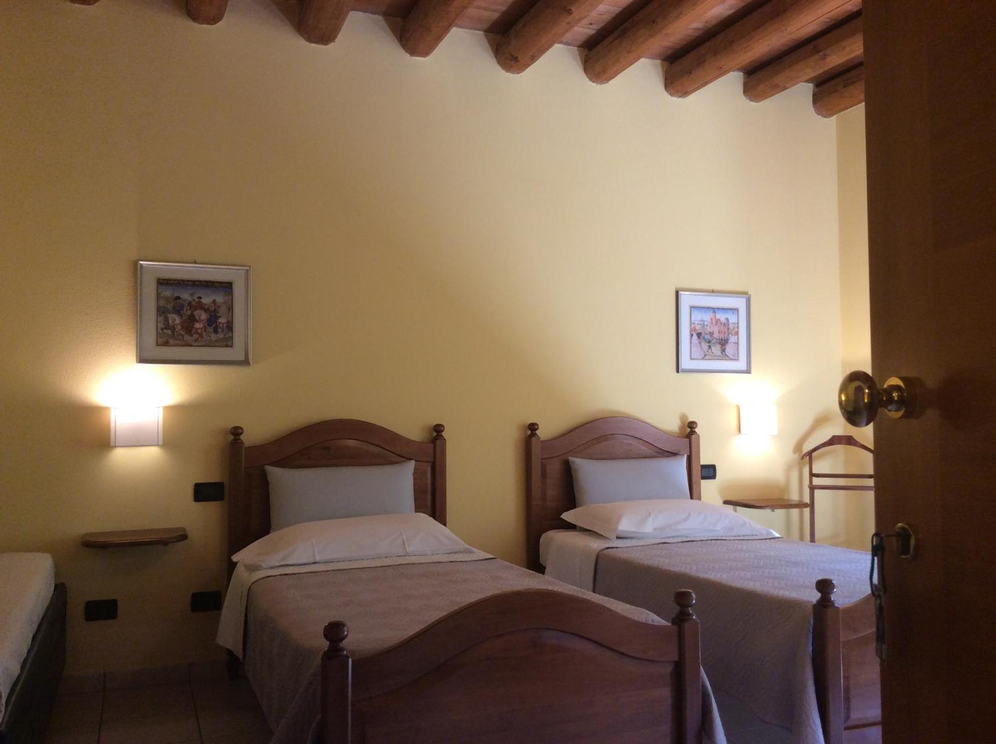 Double or Twin Room,1666037894:JPEG